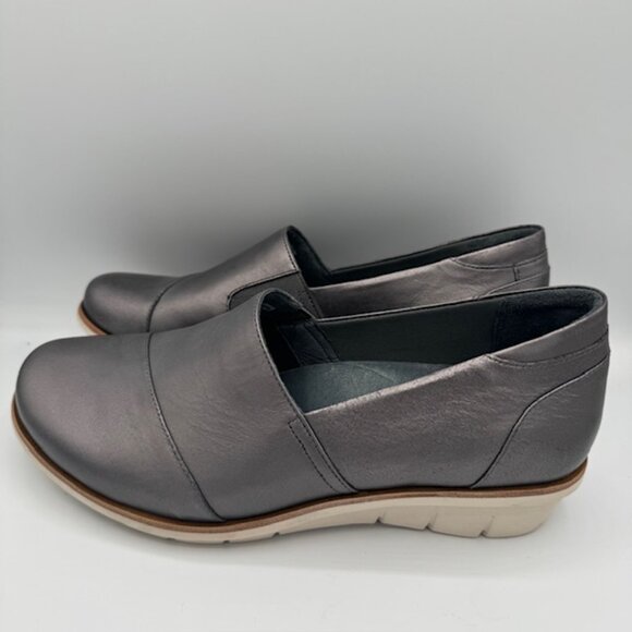 Dansko Women's Julia Slip On Wedge Loafer Metallic Pewter Size 40 - Picture 1 of 7